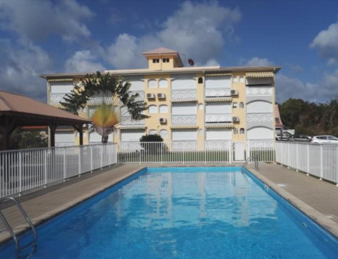 La Perle Piscine Et Plage Petite Vue Mer Сент-Люс Экстерьер фото